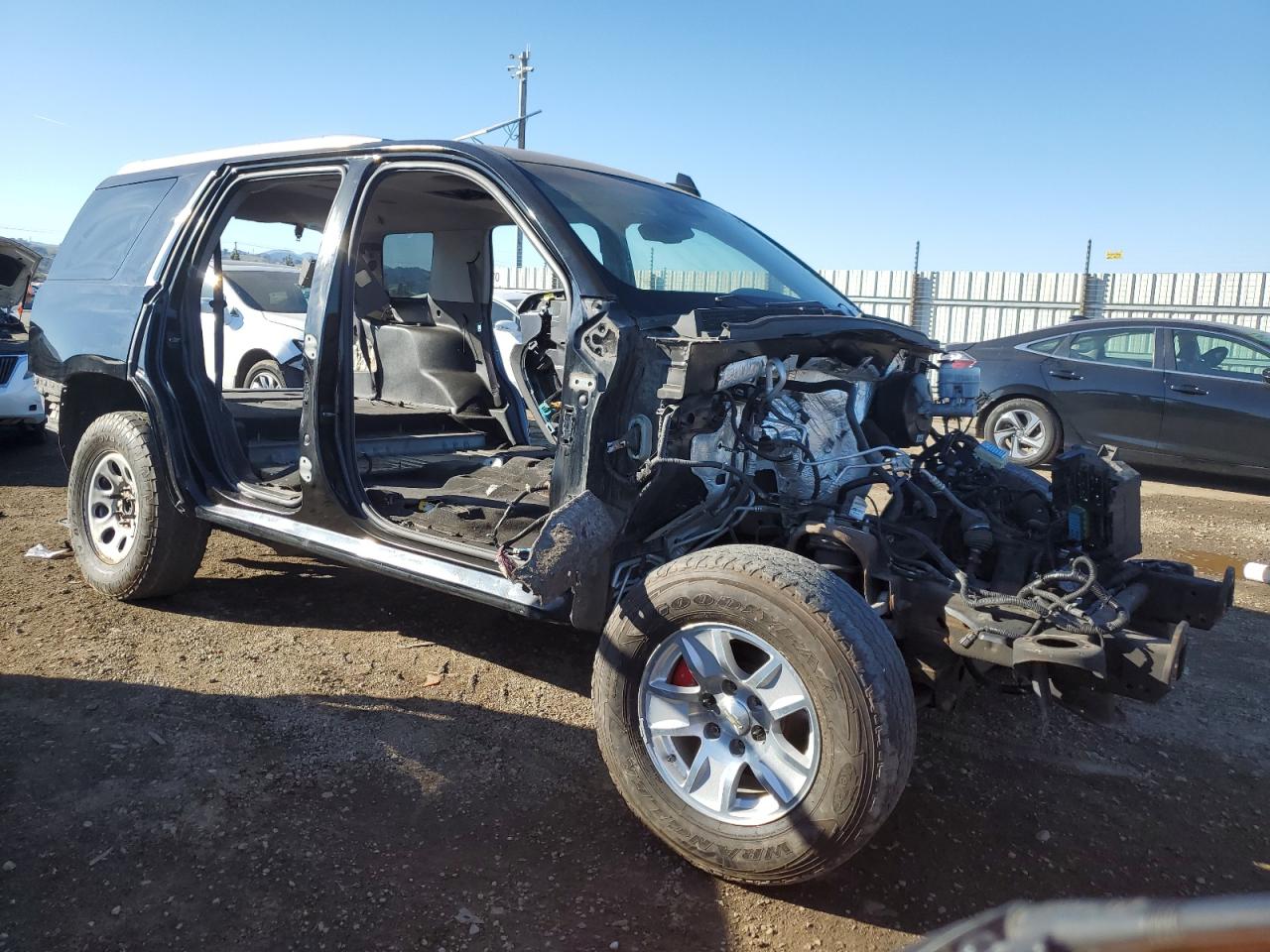 2015 Cadillac Escalade VIN 1GYS4NKJ2FR546037 Copart auction photo, stripped / vandalism damage thumbnail 4