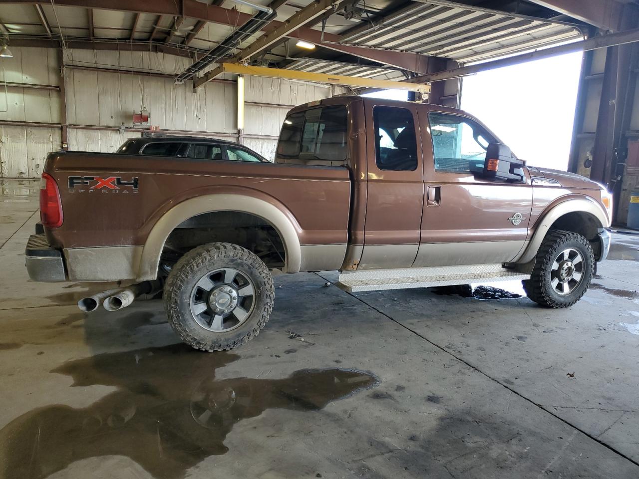 2011 Ford F350 VIN 1FT8X3BT6BED01501 Copart auction photo, mechanical / minor dent/scratches damage thumbnail 3
