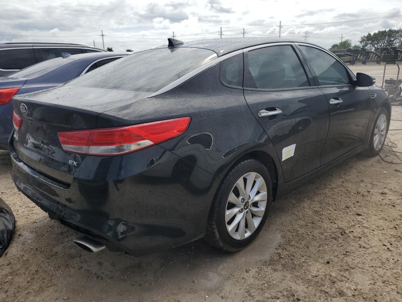 2018 KIA Optima VIN 5XXGU4L35JG220590 Copart auction photo, water/flood damage thumbnail 3