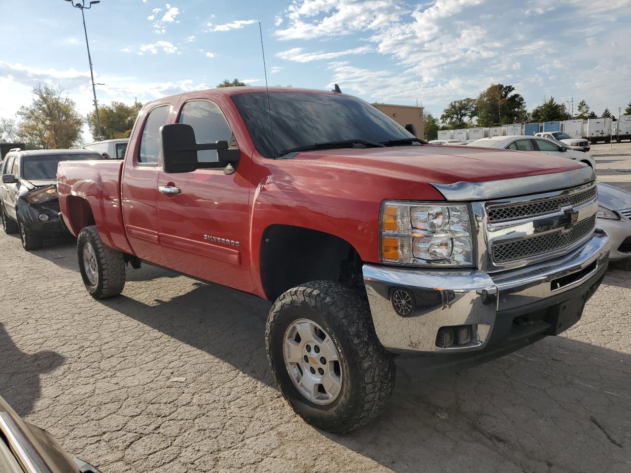 2011 Chevrolet Silverado VIN 1GCRKSE36BZ396448 Copart auction photo, front end damage thumbnail 4