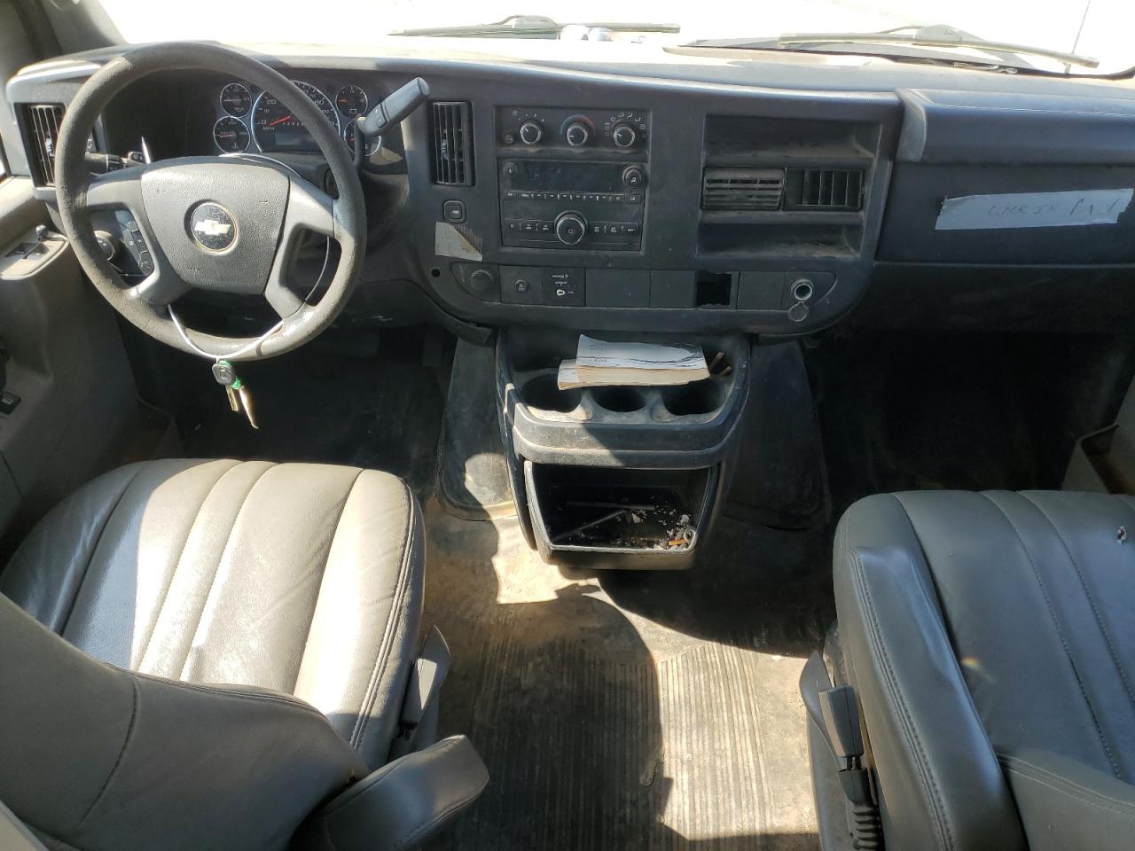 2017 Chevrolet Express VIN 1GCWGBFG9H1137417 Copart auction photo, normal wear damage thumbnail 8