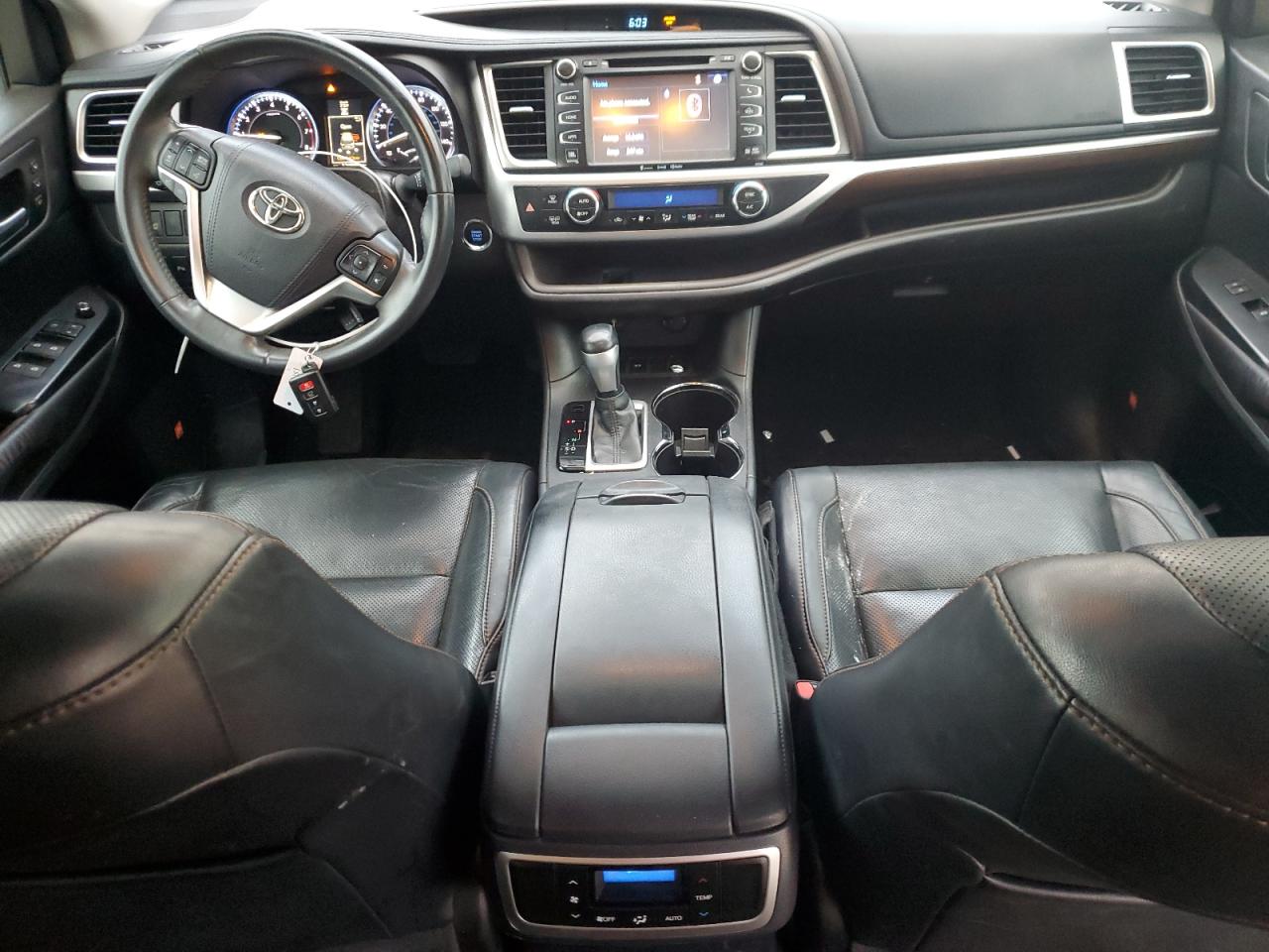 2016 Toyota Highlander VIN 5TDYKRFH4GS123063 Copart auction photo, front end damage thumbnail 8
