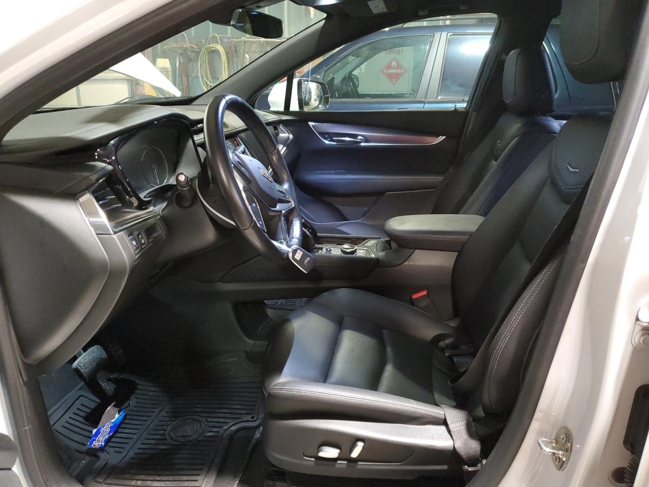 2021 Cadillac XT5 VIN 1GYKNBR49MZ126400 Copart auction photo, front end / minor dent/scratches damage thumbnail 7