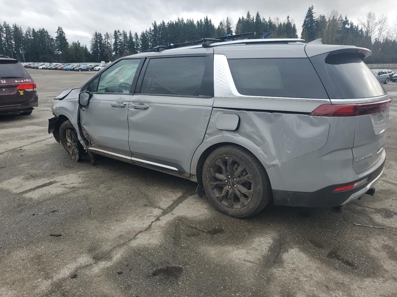 2022 KIA Carnival VIN KNDNE5H36N6108081 Copart auction photo, rollover / front end damage thumbnail 2