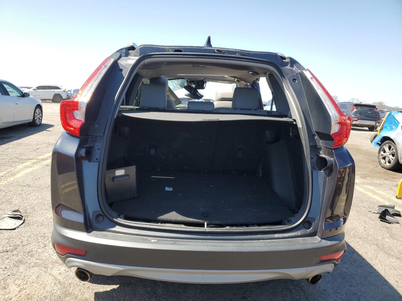 2018 Honda CR-V VIN 2HKRW2H95JH685749 Copart auction photo, all over damage thumbnail 6