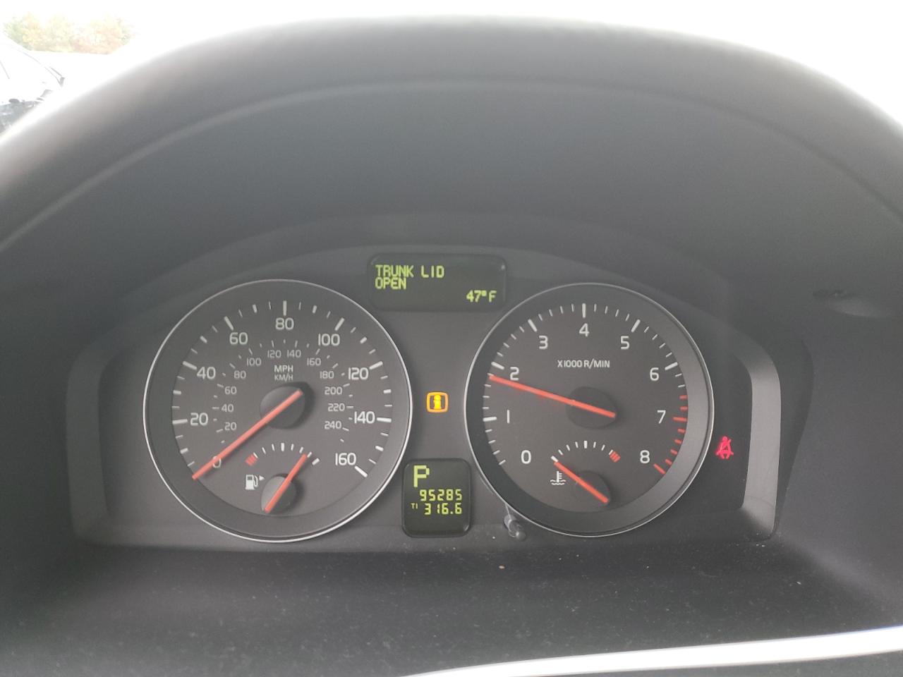 2008 Volvo S40 VIN YV1MS382382388158 Copart auction photo, all over / minor dent/scratches damage thumbnail 9