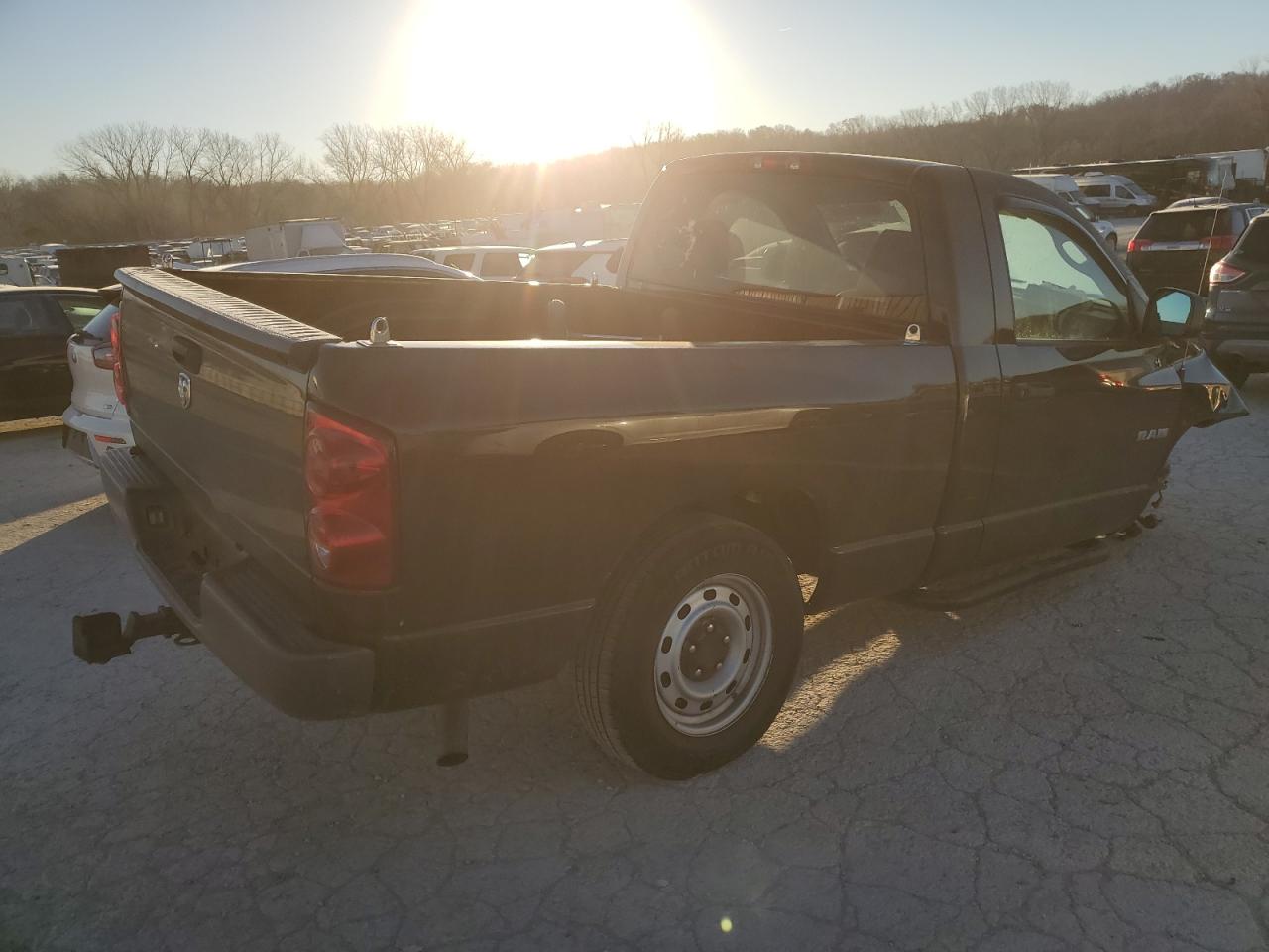 2008 Dodge RAM VIN 1D7HA16K38J207895 Copart auction photo, front end / undercarriage damage thumbnail 3