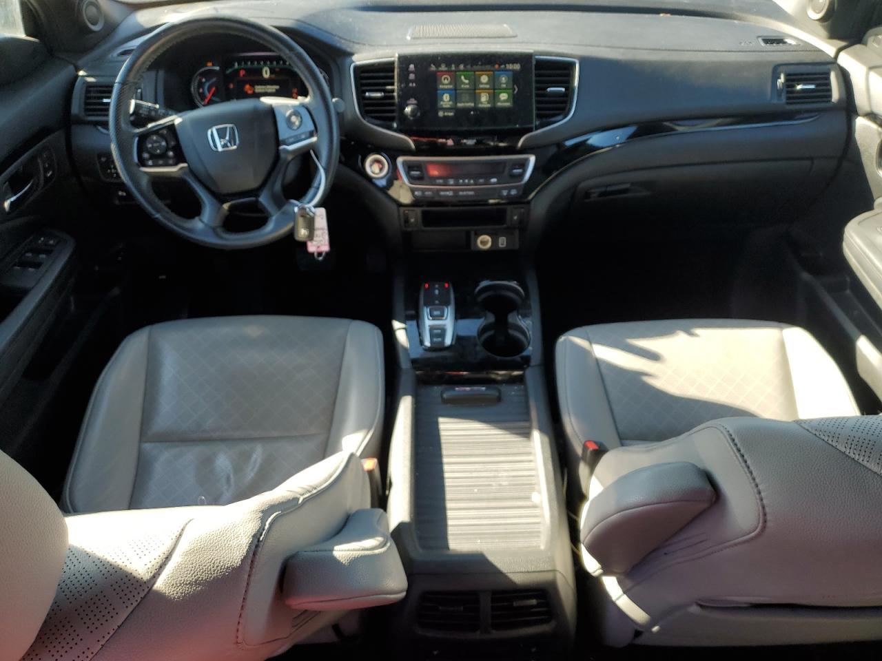 2019 Honda Passport VIN 5FNYF7H94KB007289 Copart auction photo, front end / side damage thumbnail 8