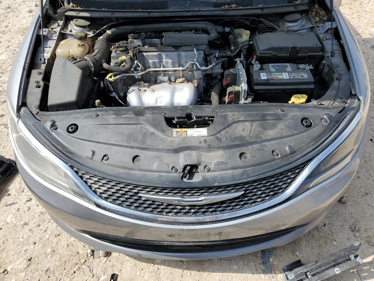 2016 Chrysler 200 VIN 1C3CCCFB1GN134788 Copart auction photo, front end / side damage thumbnail 11