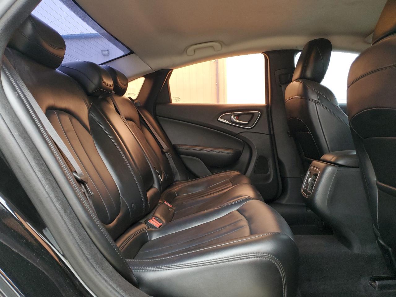 2015 Chrysler 200 VIN 1C3CCCCB9FN544922 Copart auction photo, side / rear end damage thumbnail 10