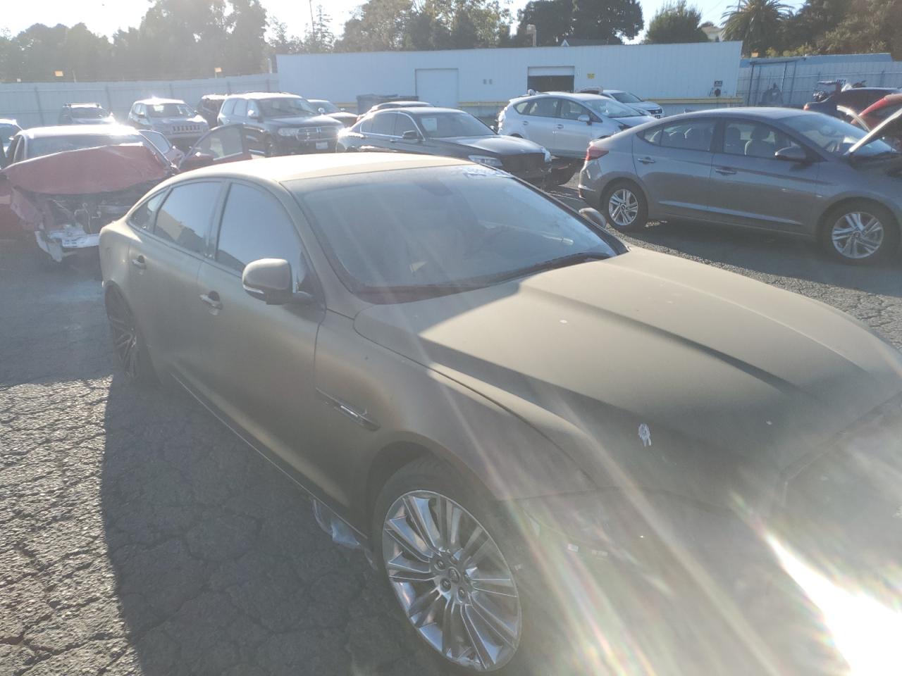 2012 Jaguar XJ VIN SAJWA2GE5CMV27910 Copart auction photo, front end damage thumbnail 4