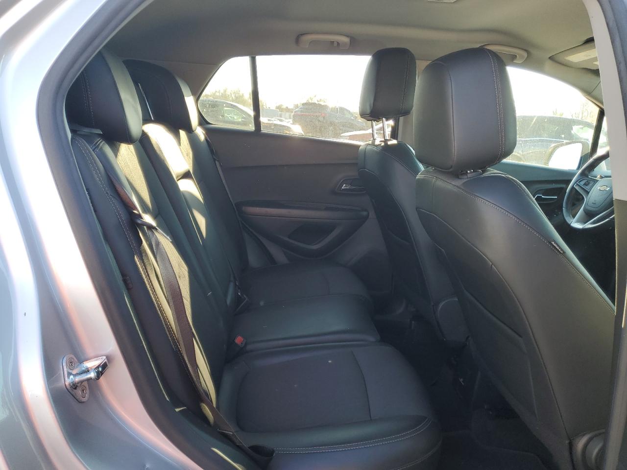 2022 Chevrolet Trax VIN KL7CJPSM1NB561125 Copart auction photo, rear end damage thumbnail 11