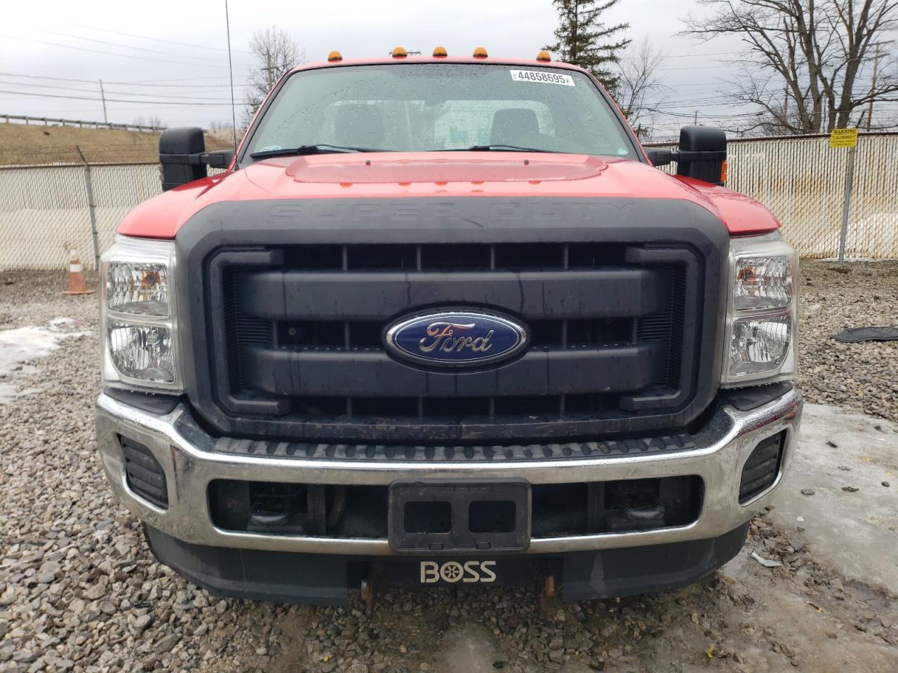 2016 Ford F250 VIN 1FTBF2B68GEA63493 Copart auction photo, side / rear end damage thumbnail 5