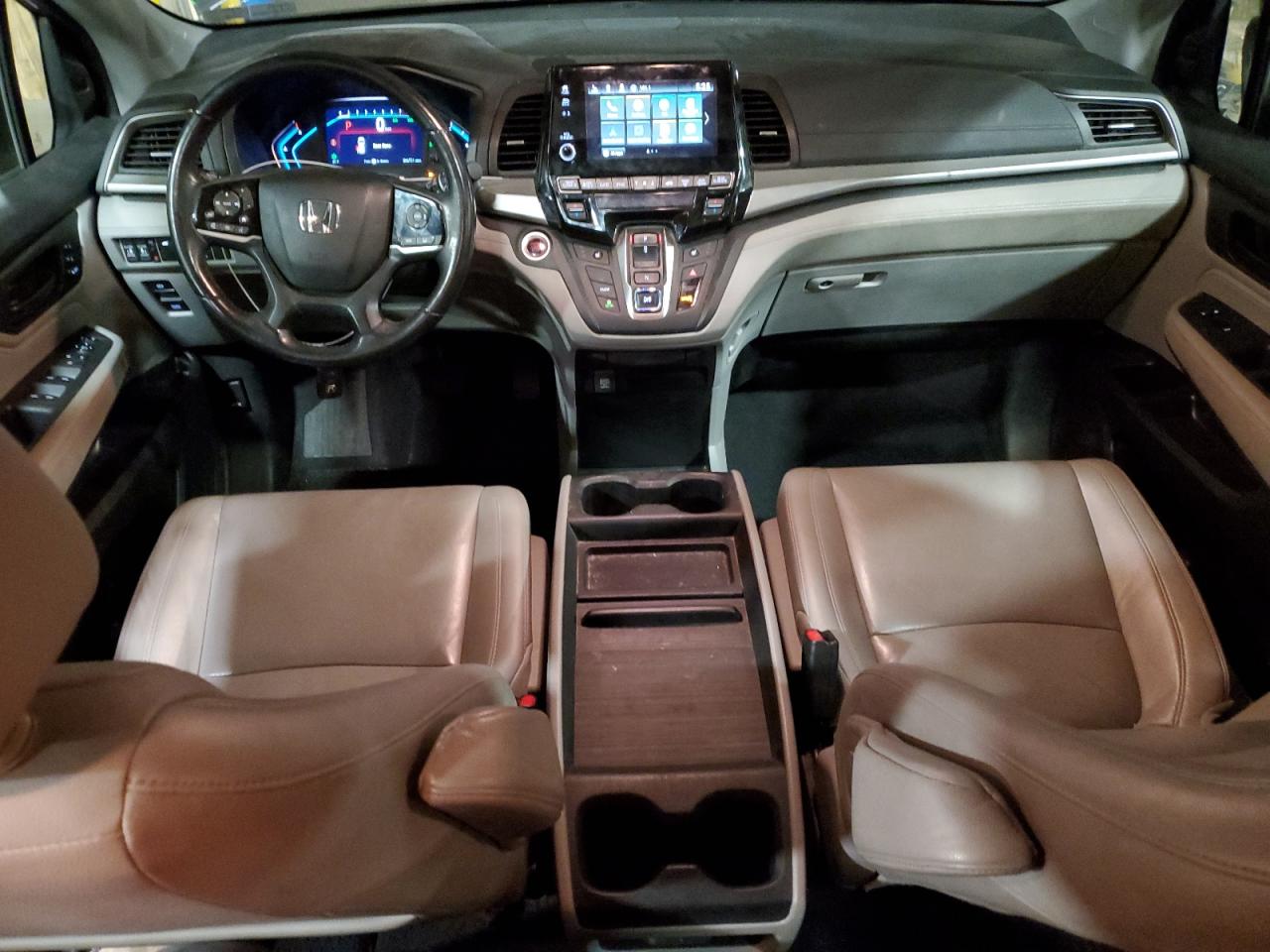 2018 Honda Odyssey VIN 5FNRL6H73JB106867 Copart auction photo, front end / side damage thumbnail 8