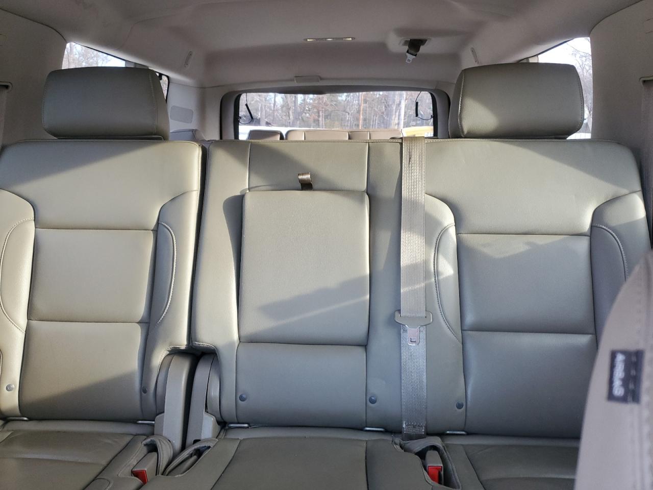 2015 Chevrolet Suburban VIN 1GNSKJKCXFR510688 Copart auction photo, front end damage thumbnail 10