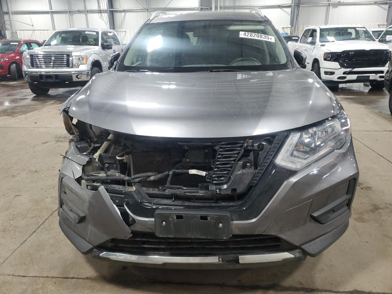 2017 Nissan Rogue VIN KNMAT2MV7HP607321 Copart auction photo, front end damage thumbnail 5
