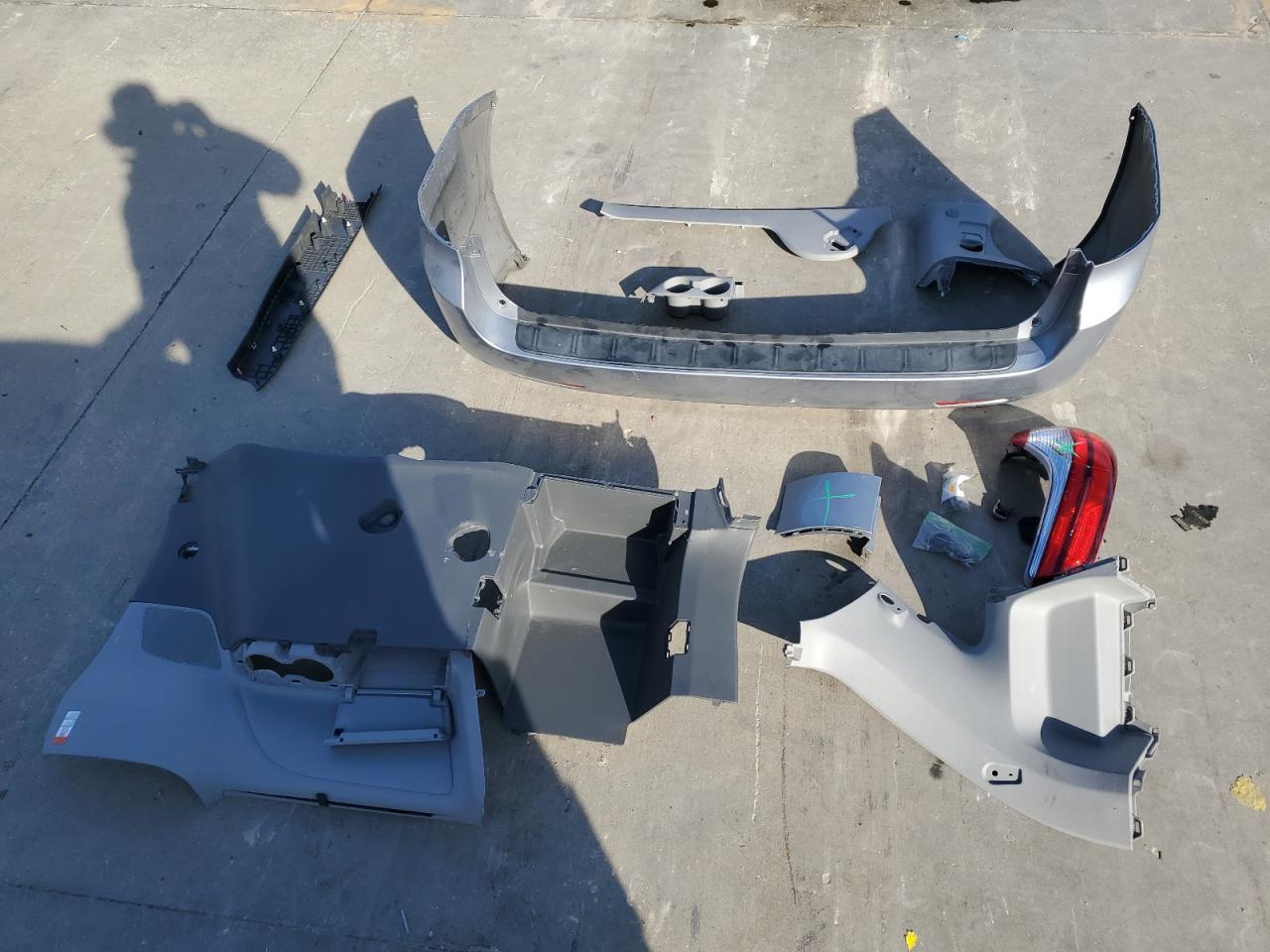 2016 Toyota Sienna VIN 5TDKK3DC4GS708140 Copart auction photo, rear end / side damage thumbnail 13