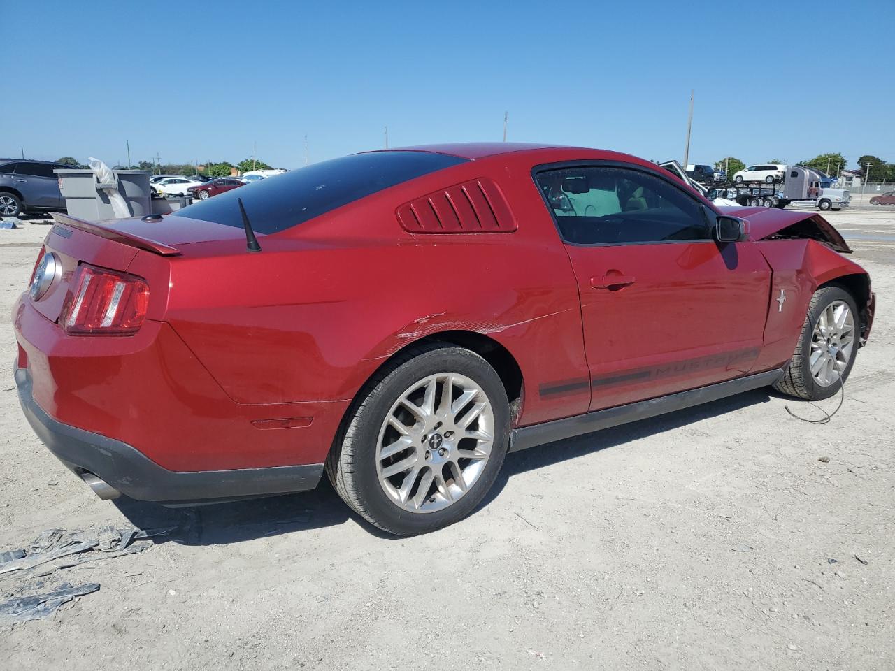 2012 Ford Mustang VIN 1ZVBP8AM1C5233068 Copart auction photo, front end / rear end damage thumbnail 3