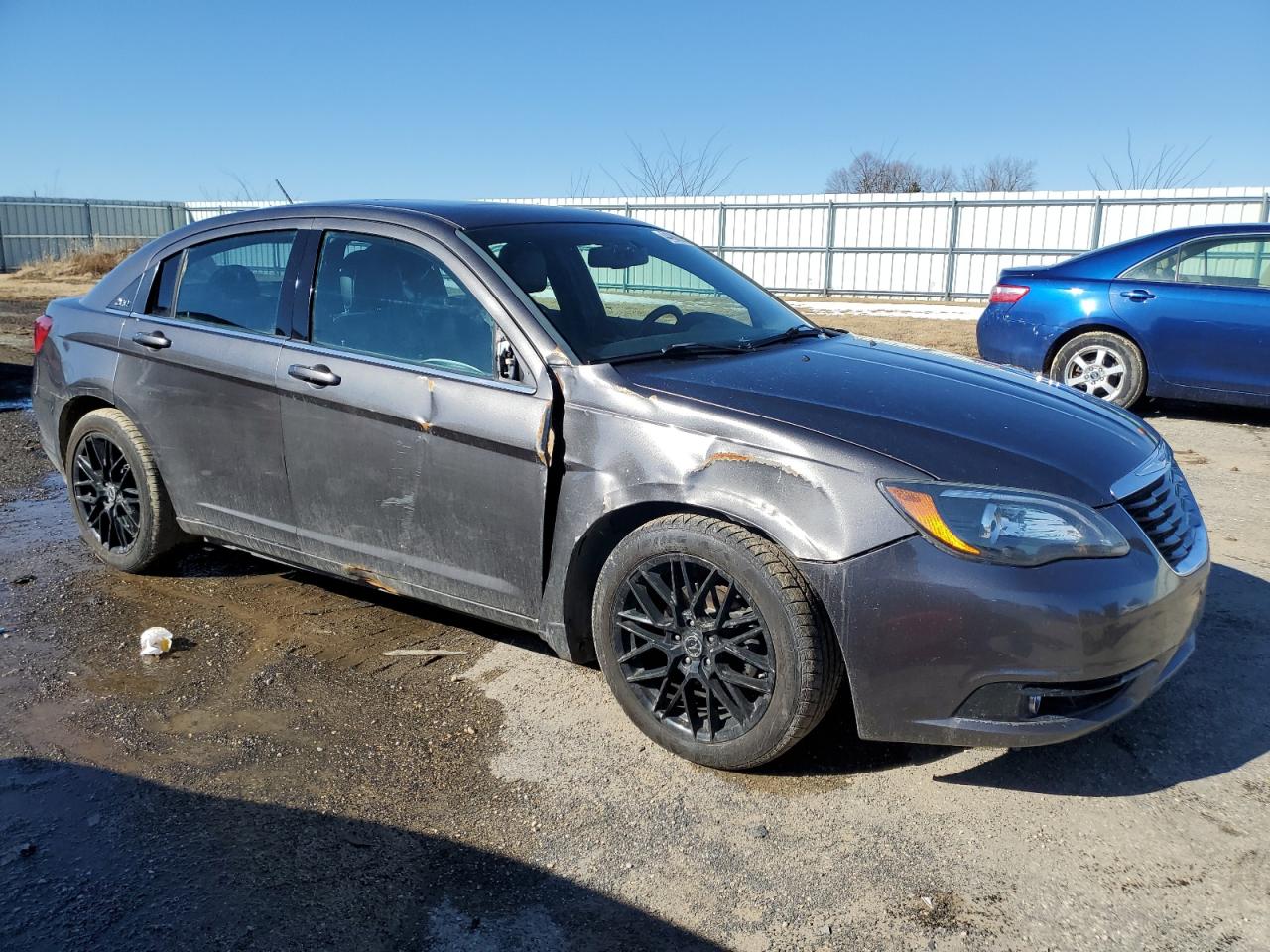 2014 Chrysler 200 VIN 1C3CCBCG7EN192007 Copart auction photo, front end / side damage thumbnail 4