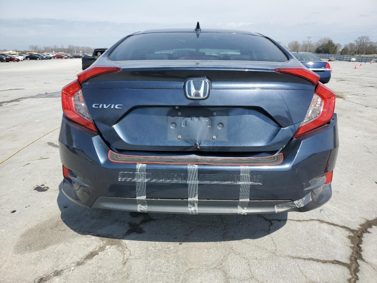 2017 Honda Civic VIN 19XFC2F78HE002227 Copart auction photo, rear end / minor dent/scratches damage thumbnail 6