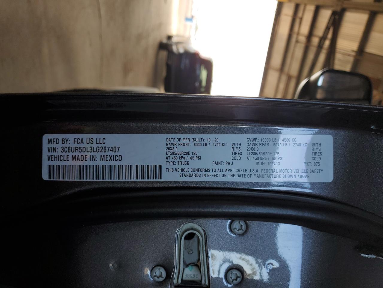 2020 RAM 2500 VIN 3C6UR5DL3LG267407 Copart auction photo, burn damage thumbnail 12