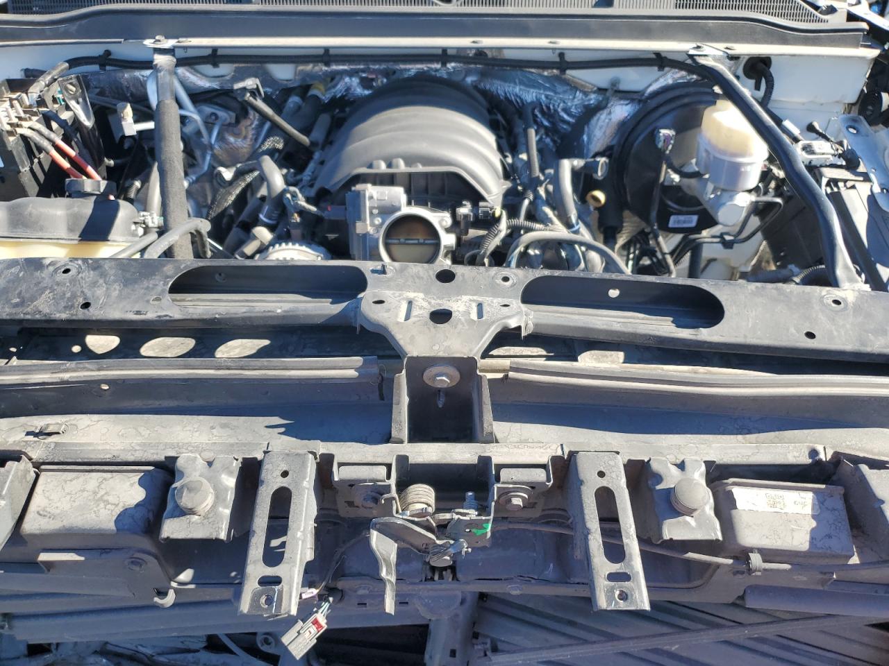 2018 GMC Yukon VIN 1GKS1FKC2JR161046 Copart auction photo, front end damage thumbnail 12