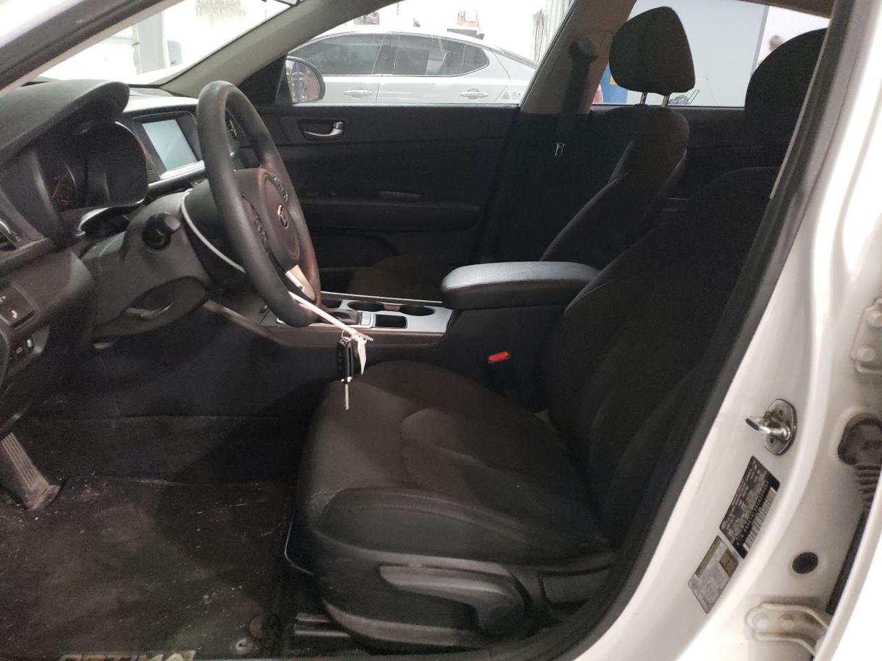 2018 KIA Optima VIN 5XXGT4L34JG264065 Copart auction photo, front end / hail damage thumbnail 7
