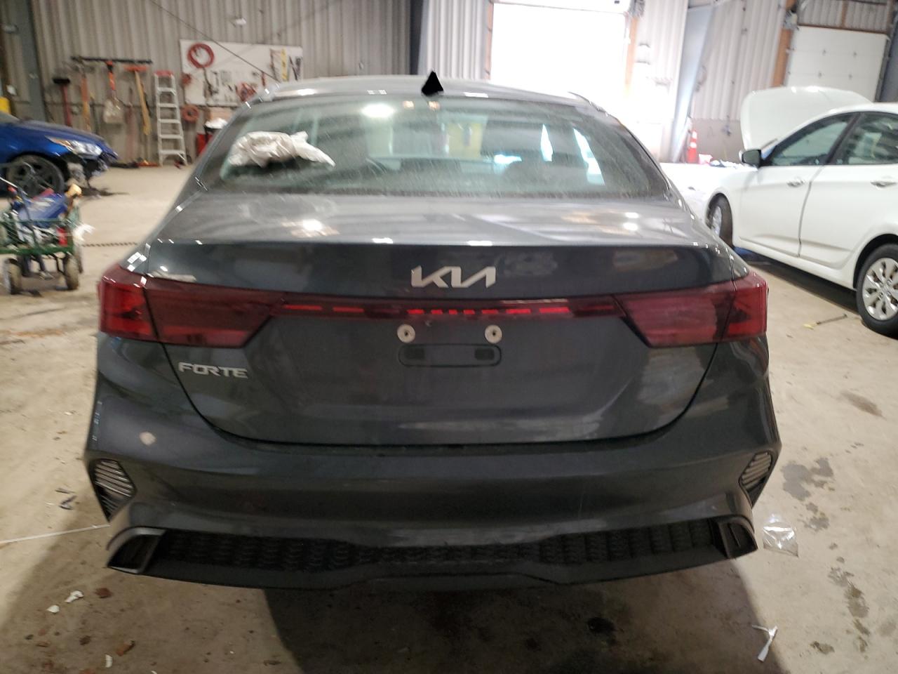 2024 KIA Forte VIN 3KPF24AD3RE733497 Copart auction photo, front end damage thumbnail 6