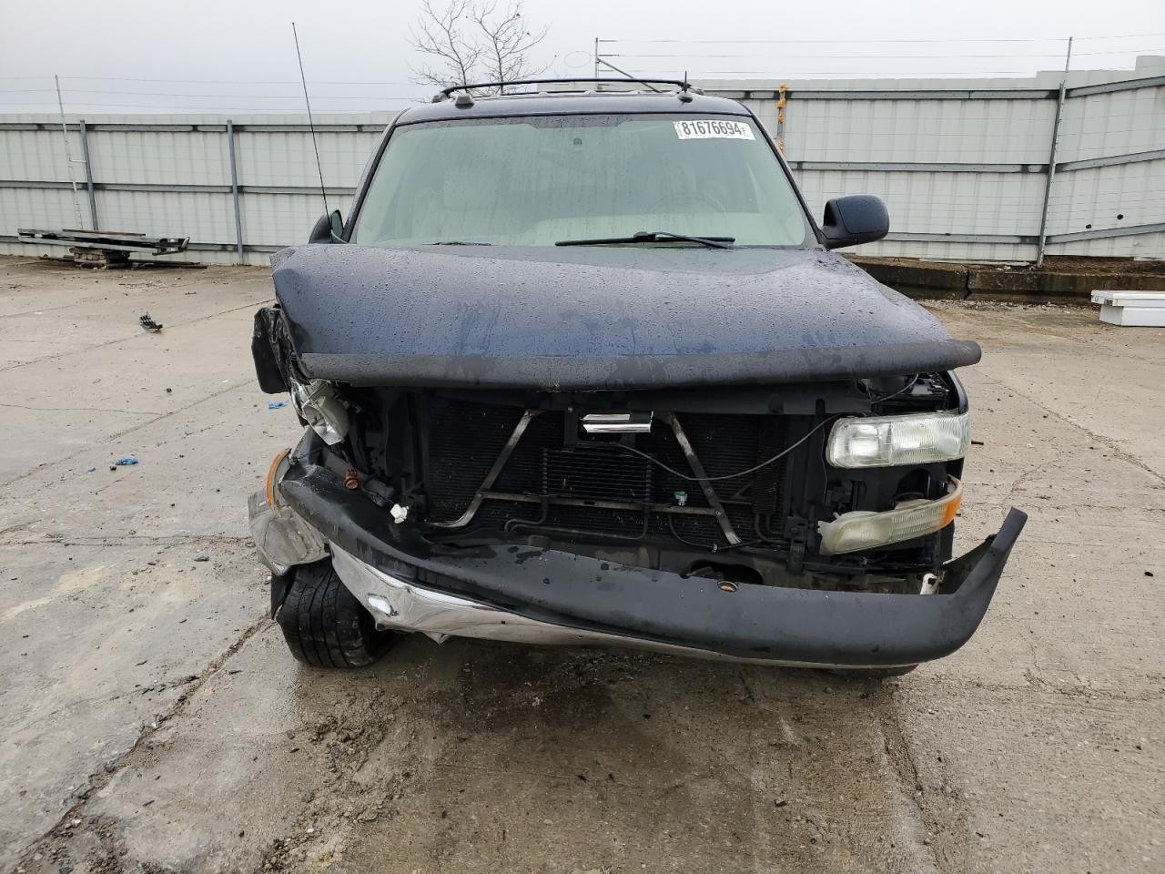 2005 Chevrolet Tahoe VIN 1GNEC13T65R131159 Copart auction photo, frame damage / front end damage thumbnail 5