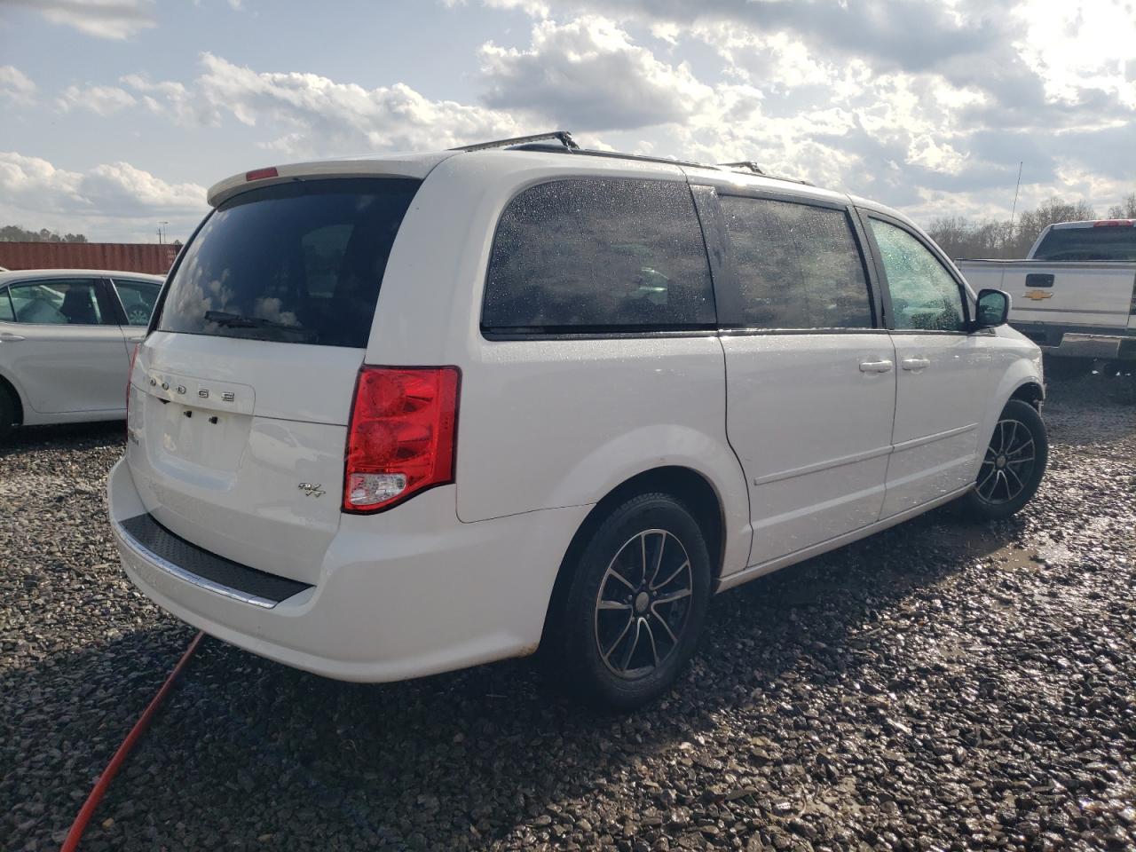 2016 Dodge Caravan VIN 2C4RDGEG6GR352364 Copart auction photo, front end damage thumbnail 3