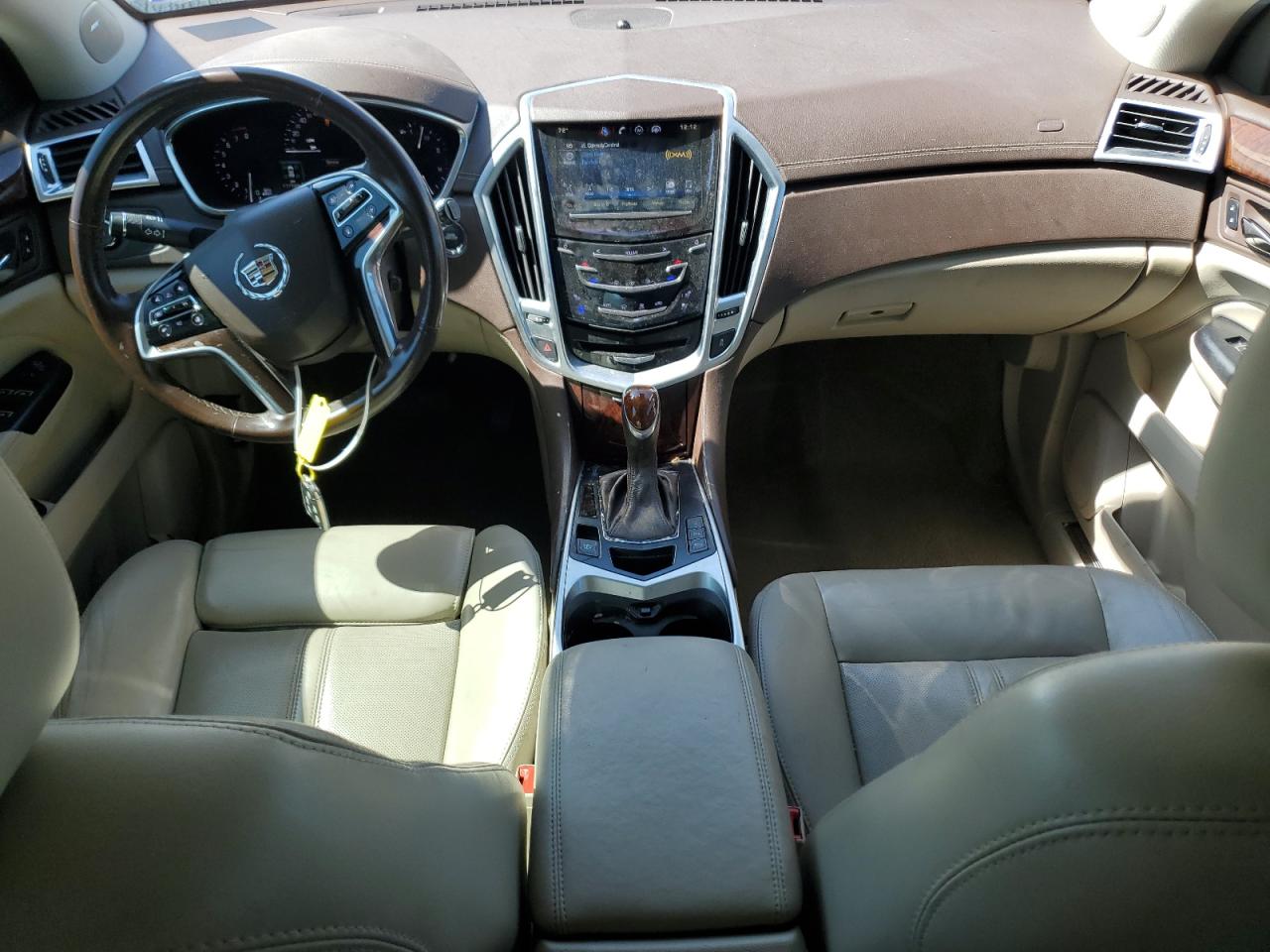 2015 Cadillac SRX VIN 3GYFNDE36FS547985 Copart auction photo, front end / minor dent/scratches damage thumbnail 8