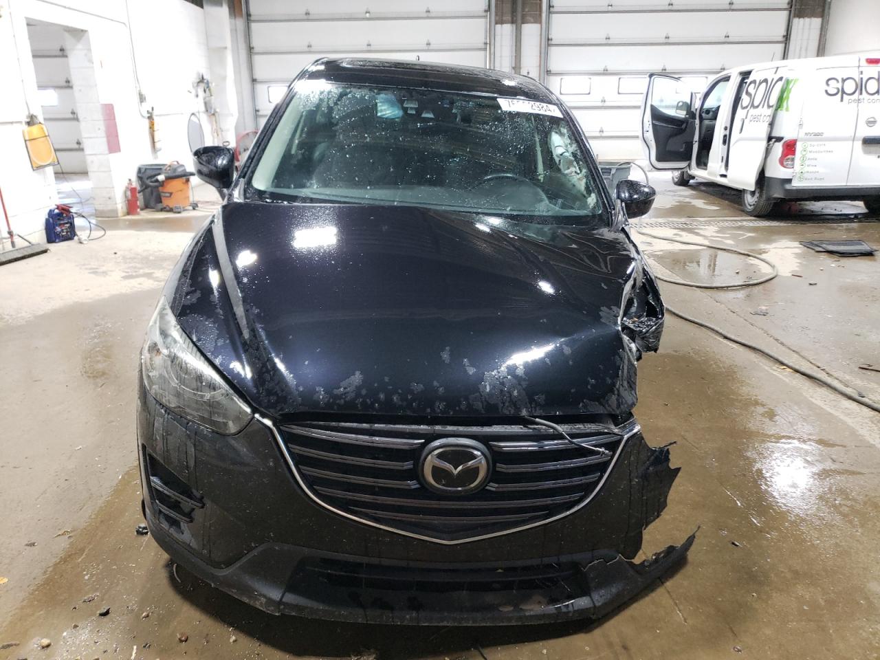 2016 Mazda CX-5 VIN JM3KE4DY4G0805017 Copart auction photo, front end / side damage thumbnail 5