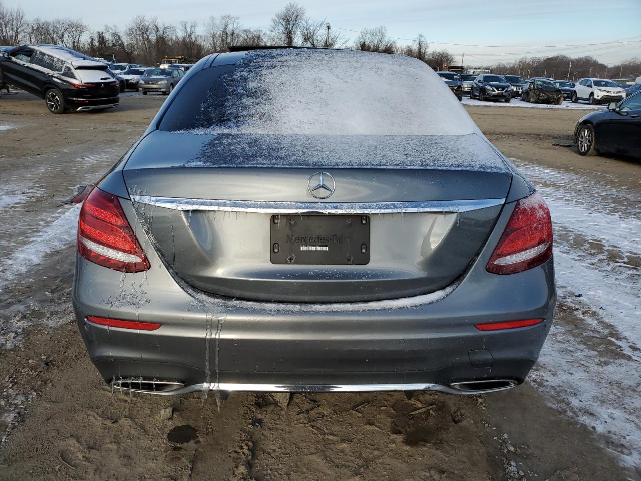 2017 Mercedes-Benz E-klasse VIN WDDZF4KBXHA013958 Copart auction photo, front end damage thumbnail 6