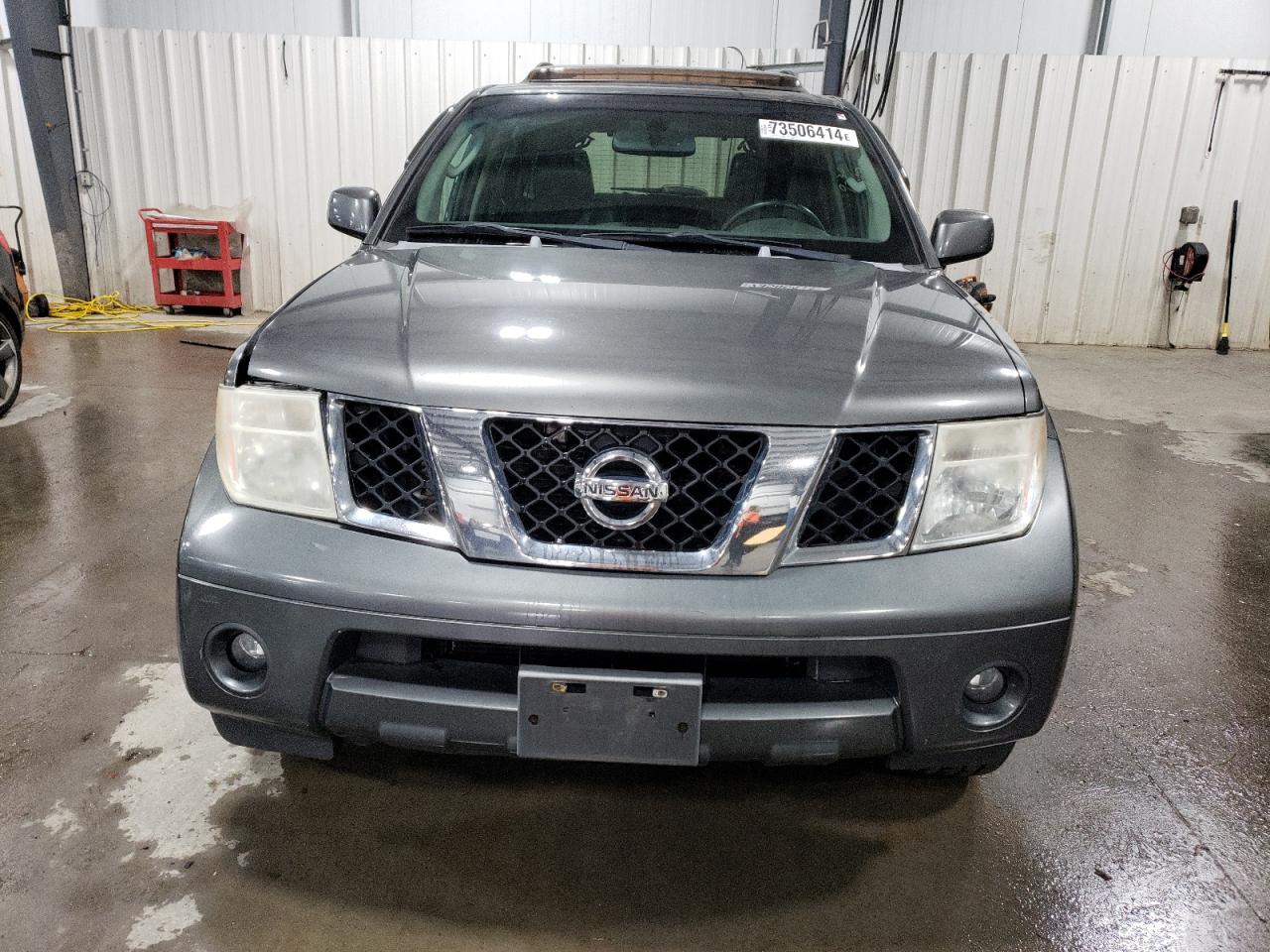 2007 Nissan Pathfinder VIN 5N1AR18W57C643215 Copart auction photo, front end / side damage thumbnail 5