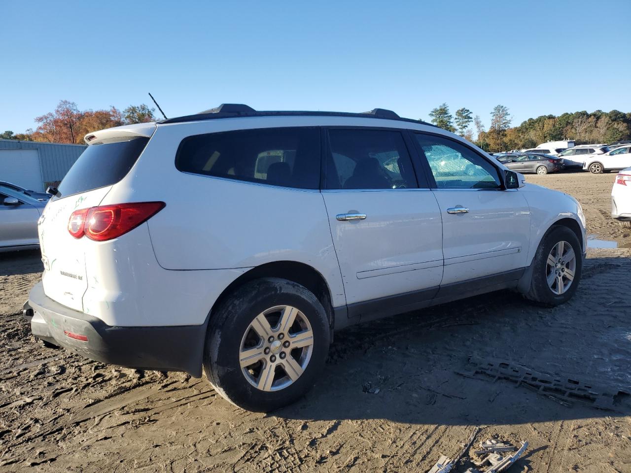 2010 Chevrolet Traverse VIN 1GNLRGED0AS156088 Copart auction photo, undercarriage damage thumbnail 3