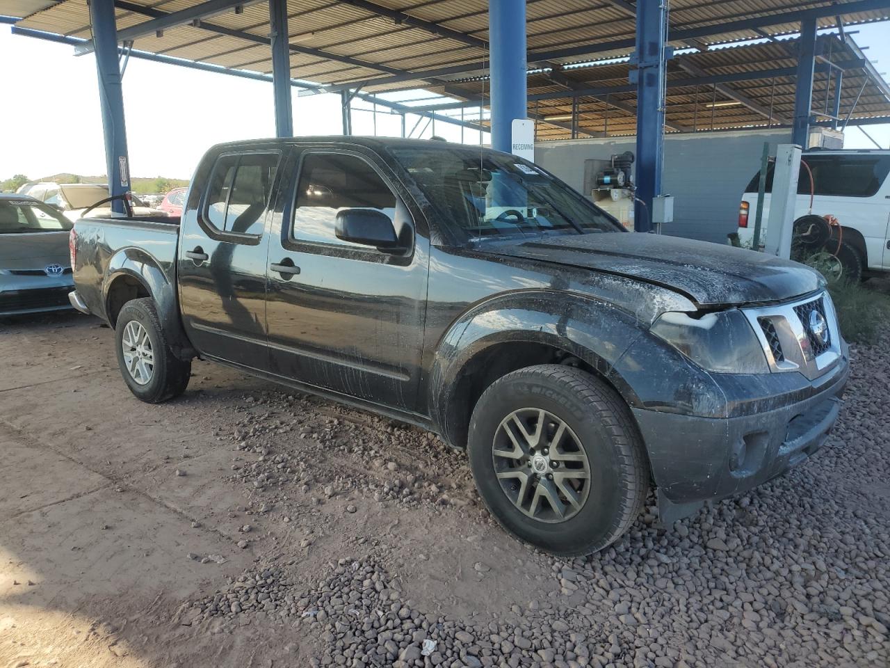 2018 Nissan Navara (Frontier) VIN 1N6AD0ERXJN740009 Copart auction photo, burn - engine damage thumbnail 4