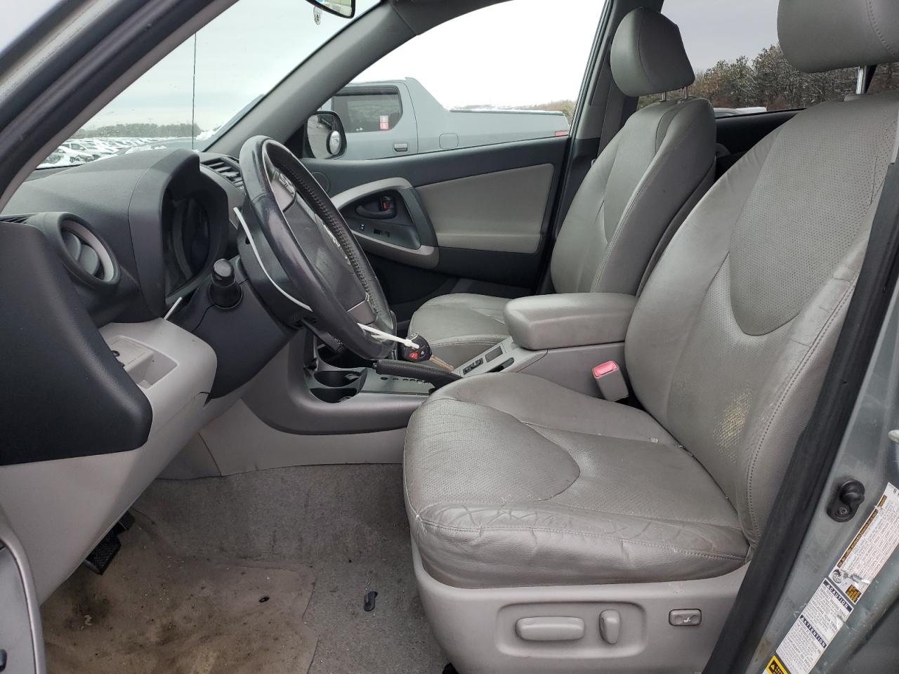 2008 Toyota RAV 4 VIN JTMBK31VX85064477 Copart auction photo, rear end damage thumbnail 7
