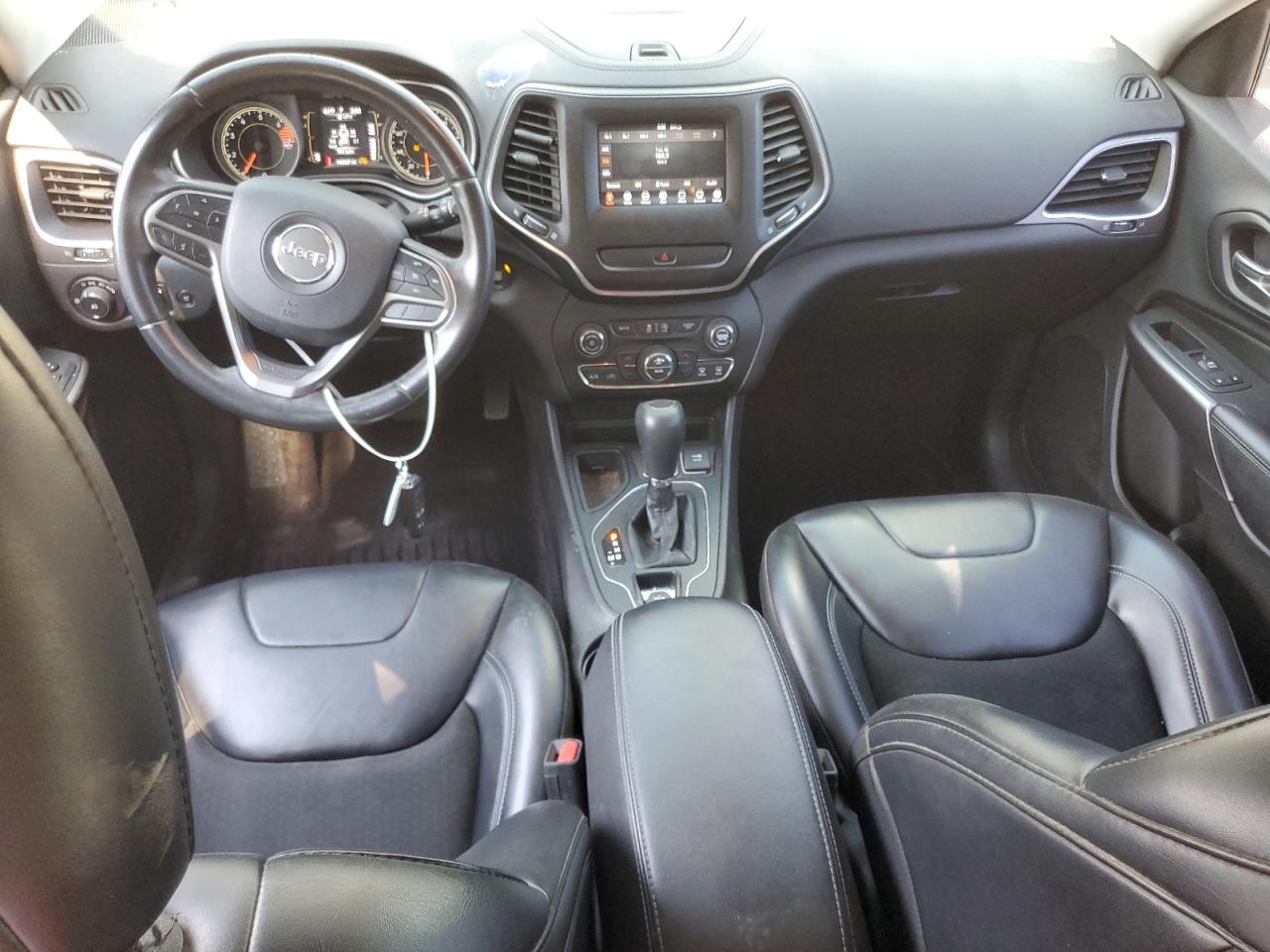 2019 Jeep Grand Cherokee VIN 1C4PJLLB3KD151954 Copart auction photo, front end damage thumbnail 8
