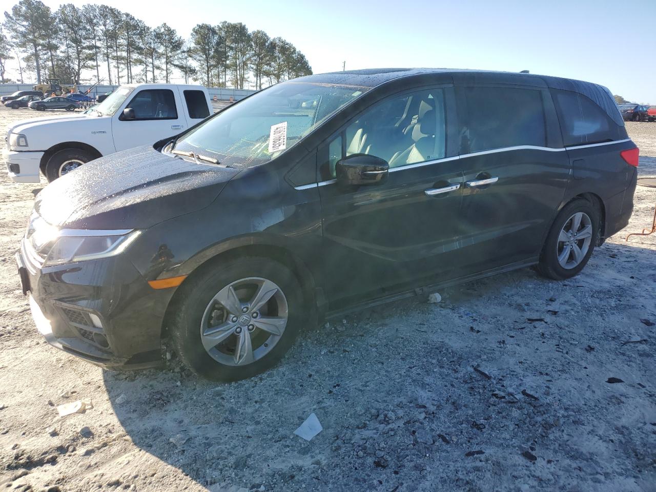 2019 Honda Odyssey VIN 5FNRL6H75KB057396