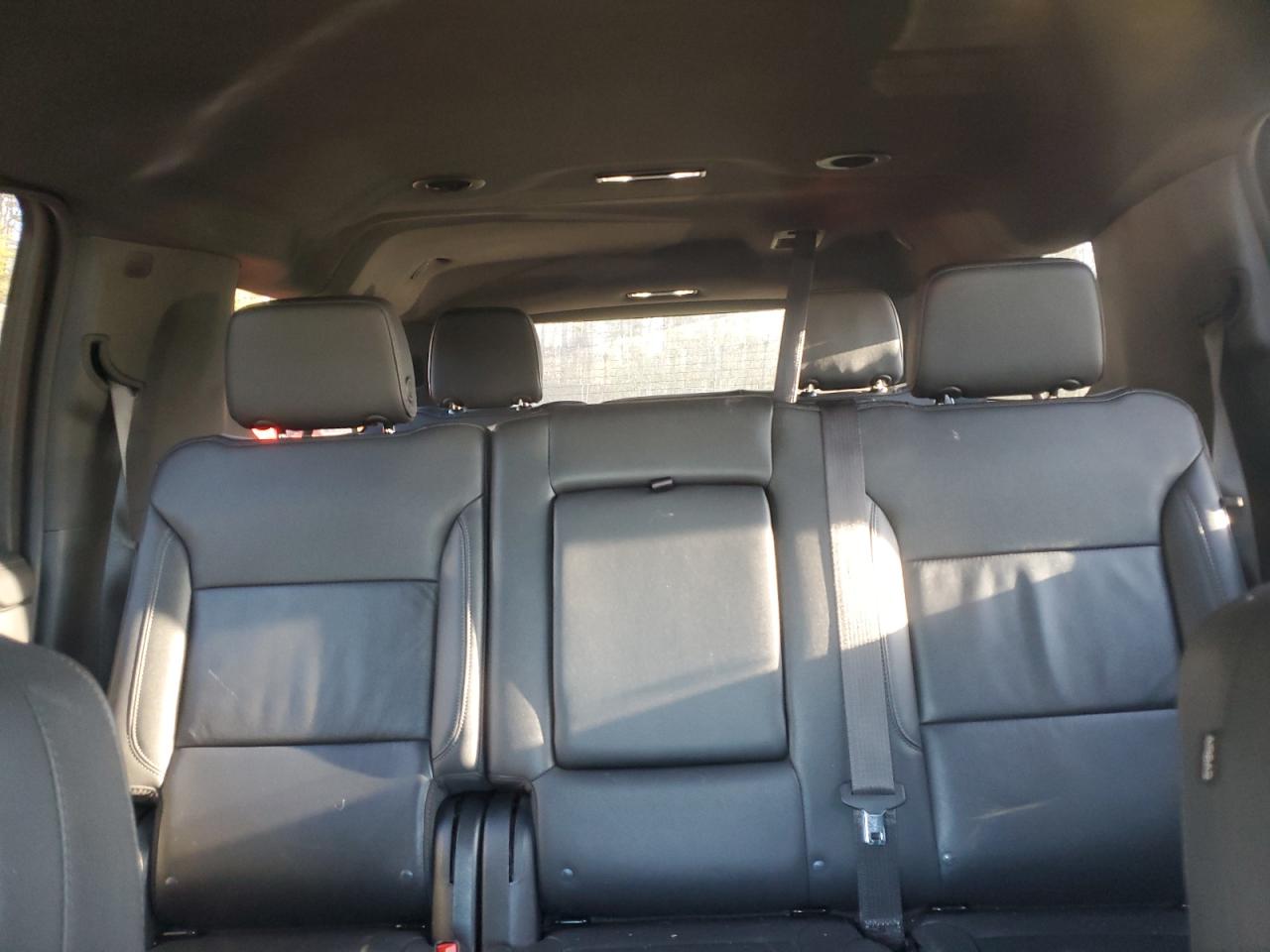 2022 Chevrolet Suburban VIN 1GNSKCKD3NR282469 Copart auction photo, all over / undercarriage damage thumbnail 10