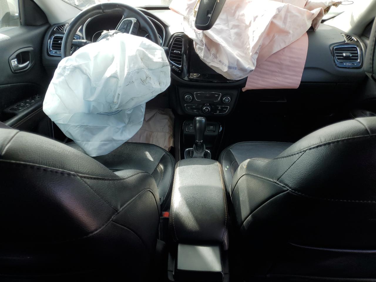 2020 Jeep Compass VIN 3C4NJCCB4LT140710 Copart auction photo, all over damage thumbnail 8