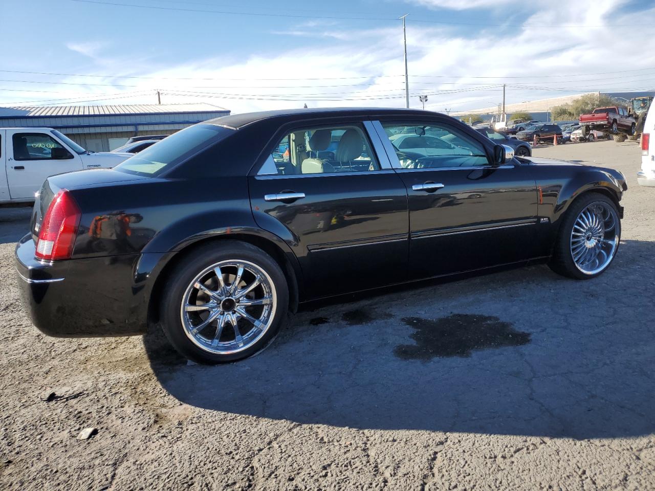 2005 Chrysler 300 VIN 2C3JA53G15H595567 Copart auction photo, front end damage thumbnail 3
