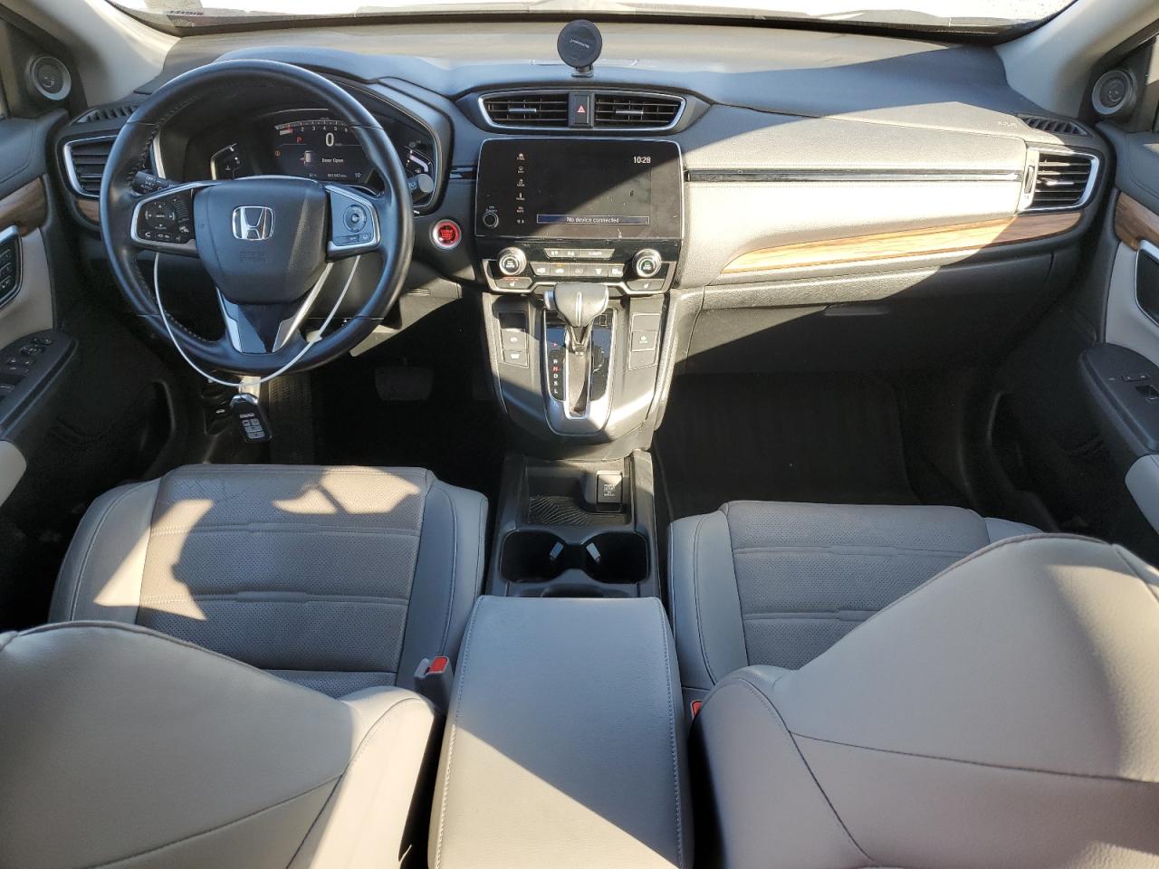 2018 Honda CR-V VIN 2HKRW2H9XJH686153 Copart auction photo, rear end damage thumbnail 8