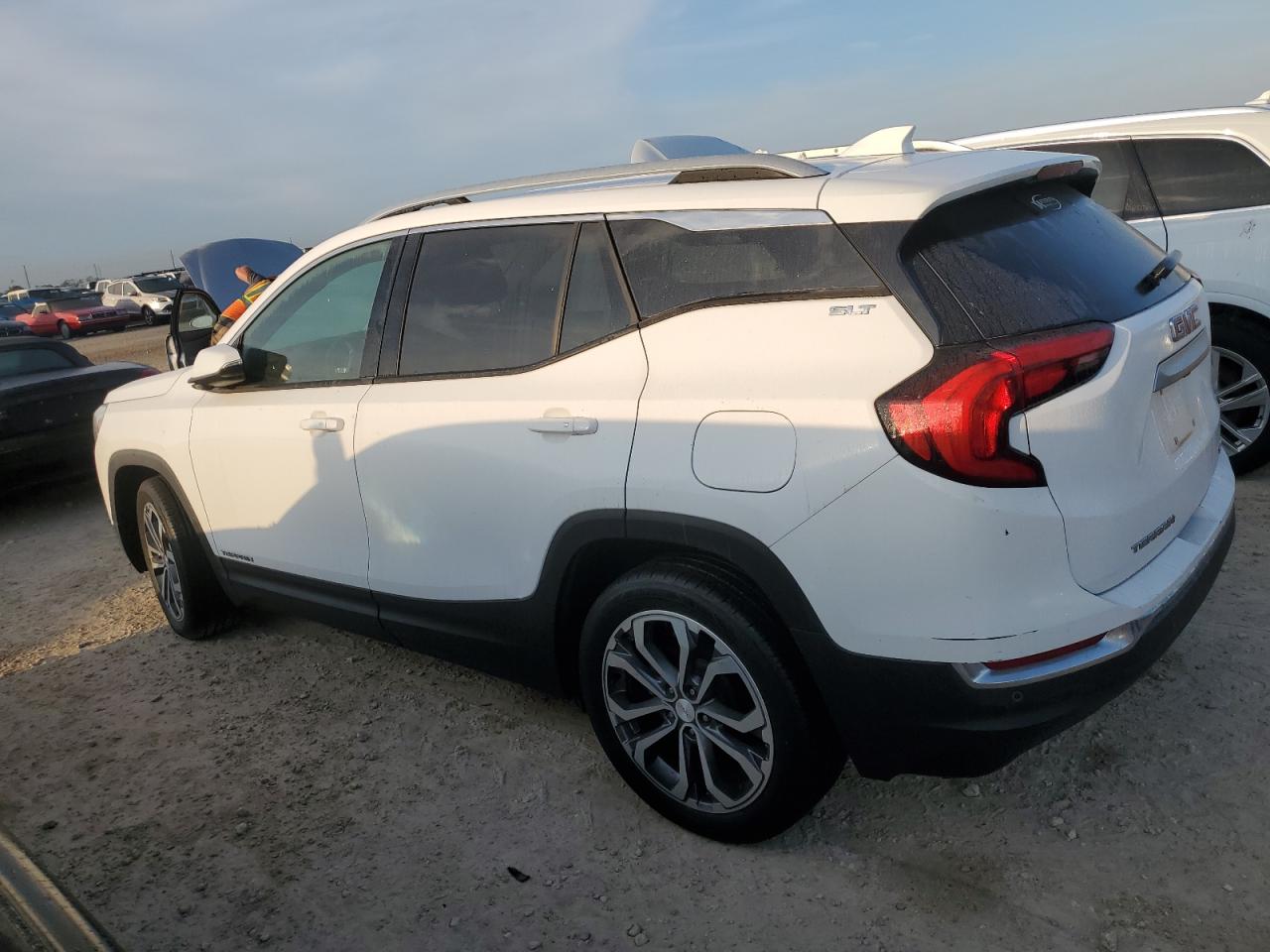 2019 GMC Terrain VIN 3GKALVEV9KL191943 Copart auction photo, water/flood damage thumbnail 2