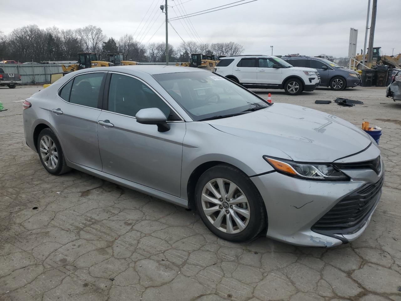2018 Toyota Camry VIN 4T1B11HK4JU573801 Copart auction photo, front end damage thumbnail 4