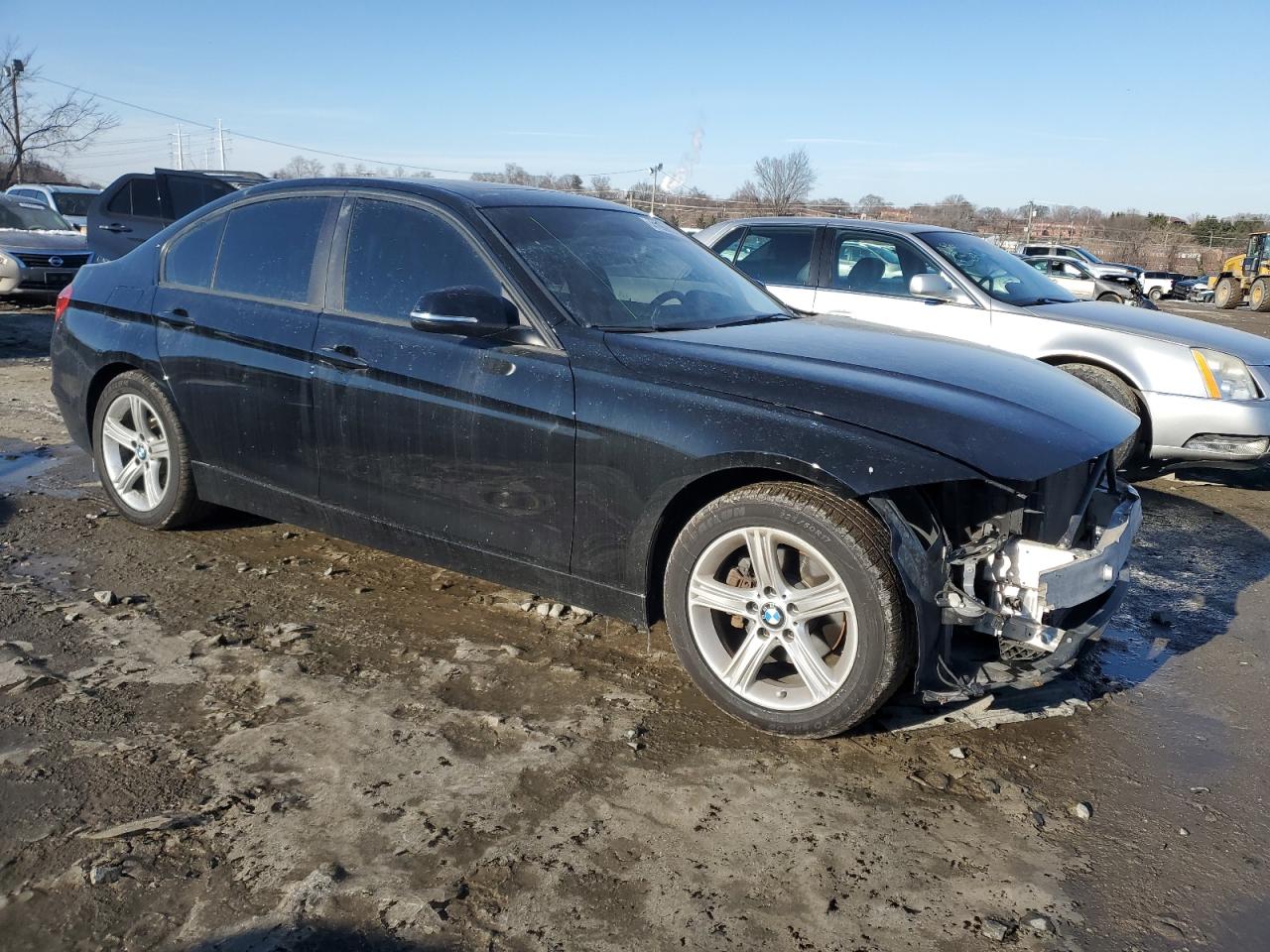 2015 BMW 3er VIN WBA3B3G57FNT17535 Copart auction photo, front end damage thumbnail 4