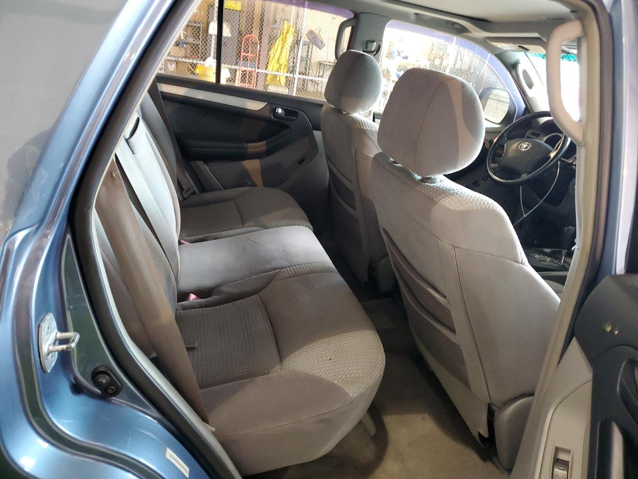2005 Toyota 4Runner VIN JTEBU14R350068467 Copart auction photo, mechanical / minor dent/scratches damage thumbnail 11