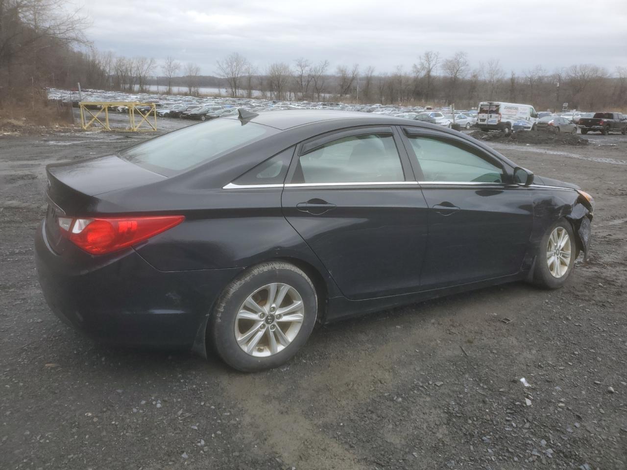 2012 Hyundai Sonata VIN 5NPEB4AC8CH479923 Copart auction photo, front end / side damage thumbnail 3