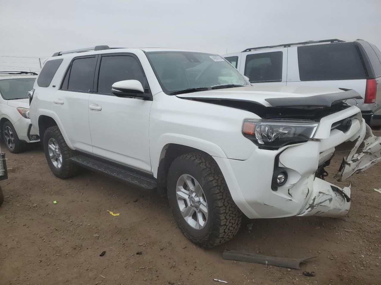 2022 Toyota 4Runner VIN JTENU5JR0N6057674 Copart auction photo, front end damage thumbnail 4