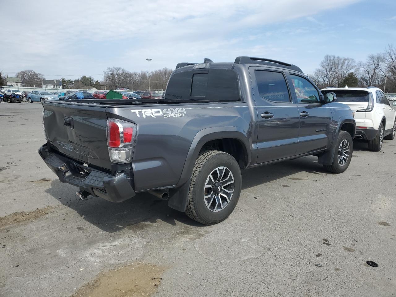 2022 Toyota Tacoma VIN 3TYCZ5AN9NT072804 Copart auction photo, minor dent/scratches damage thumbnail 3